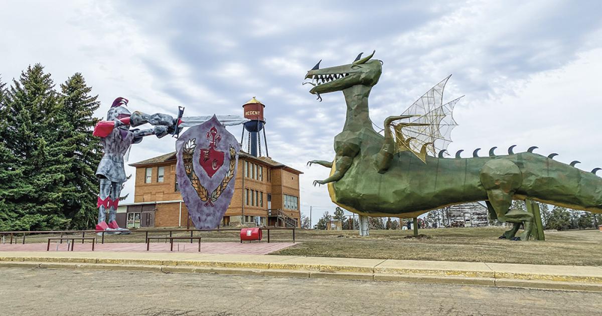 41-foot-tall knight and a 42 feet tall and 100 feet from nose to tail green dragon
