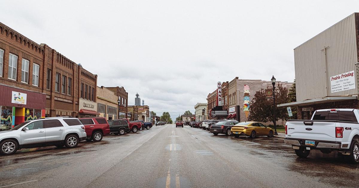 Communities across rural America are engaged in revitalization efforts to renew downtown areas and restore them to their former prominence as a center of community activity. In 2020, HomeSnacks named Oakes, pictured here, one of the 10 best places to live in the Peace Garden State. Photo by NDAREC/Liza Kessel