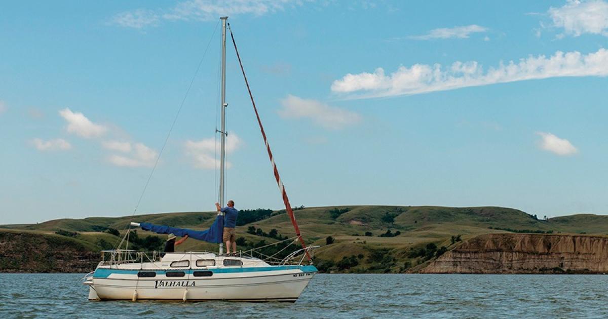 Sailing Lake Sakakawea